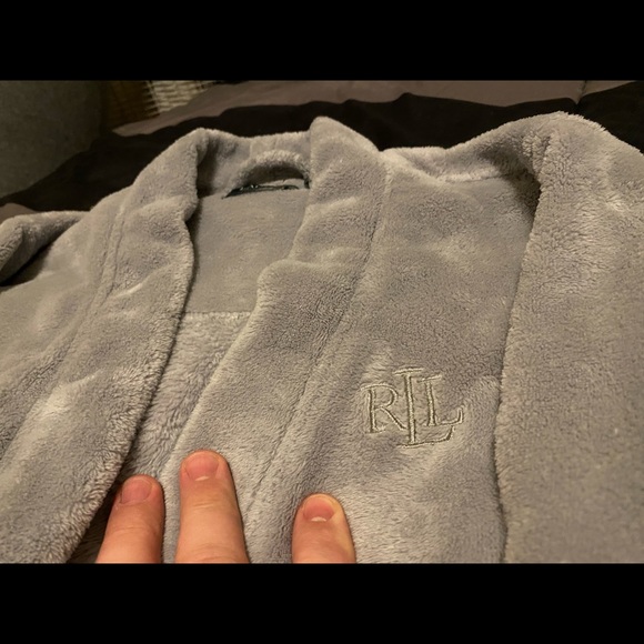 Ralph Lauren Bathrobe - Picture 3 of 3